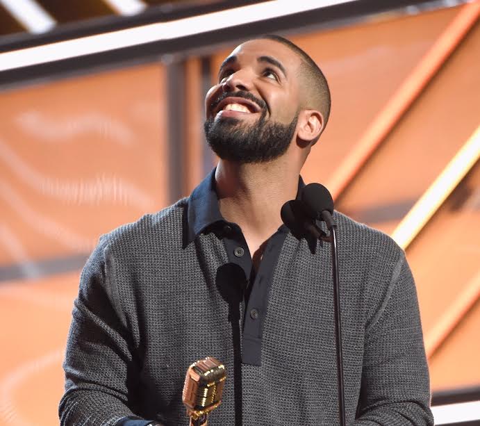 Drakes Iconic BBMAs awards