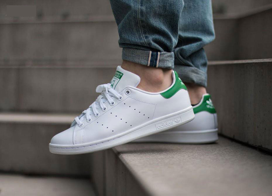 stan smith with joggers