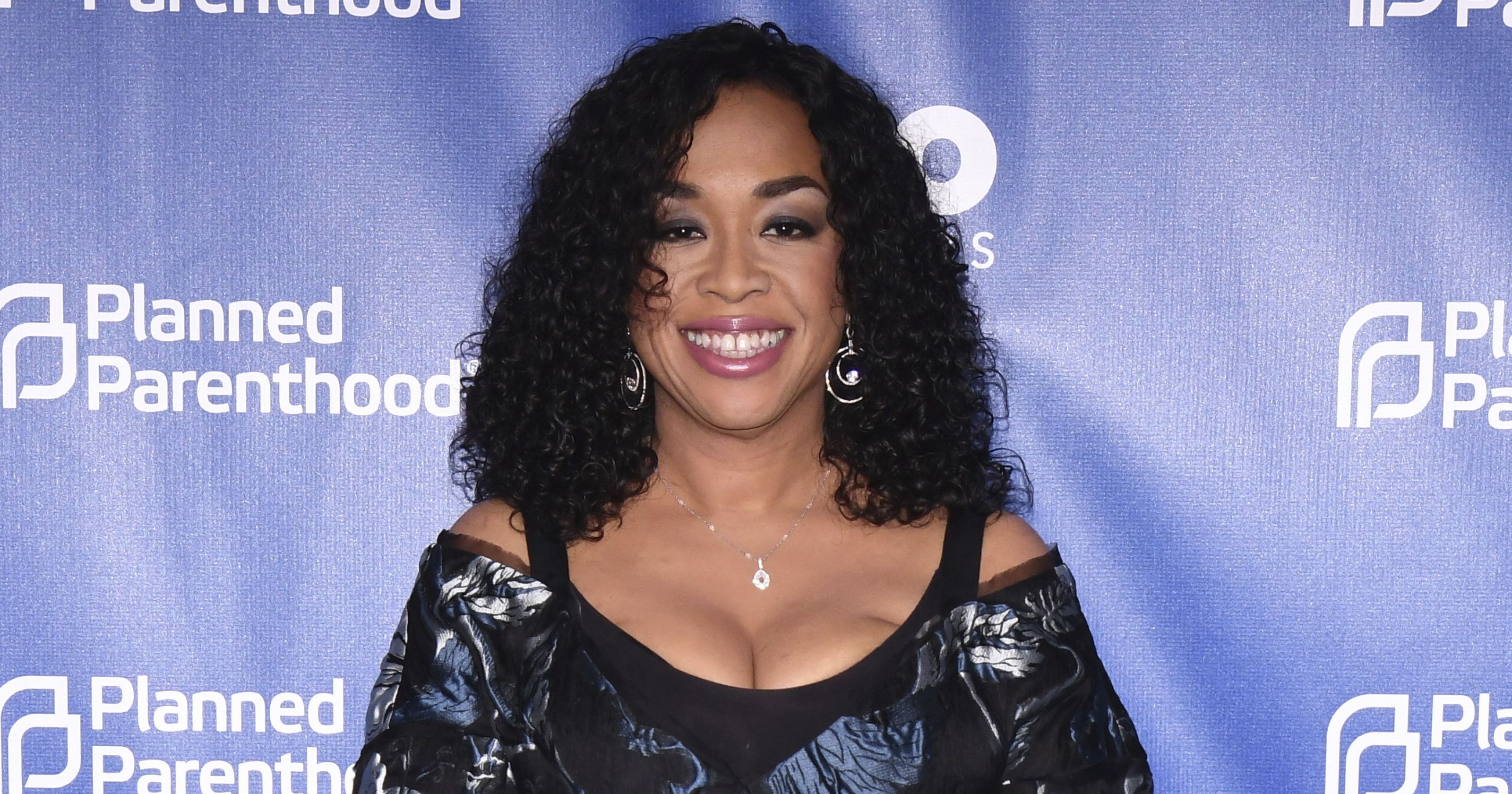 Shonda Rhimes Leaves Abc After Inking Netflix Deal - Mefeater