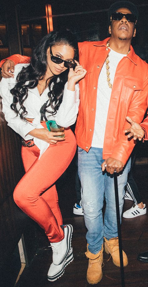 Beyoncé & JAY-Z as Lil' Kim & Biggie at Kelly Rowland's Halloween bash.