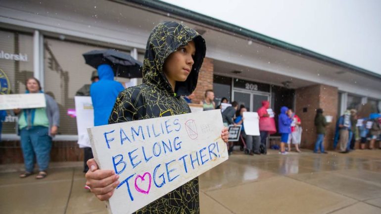 US-immigration-protest-families