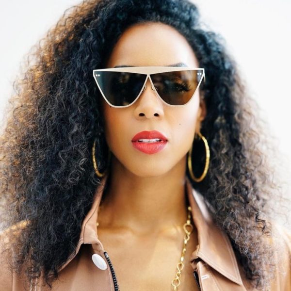 Kelly Rowland Debuts a New Eyewear Collab with Smoke X Mirrors