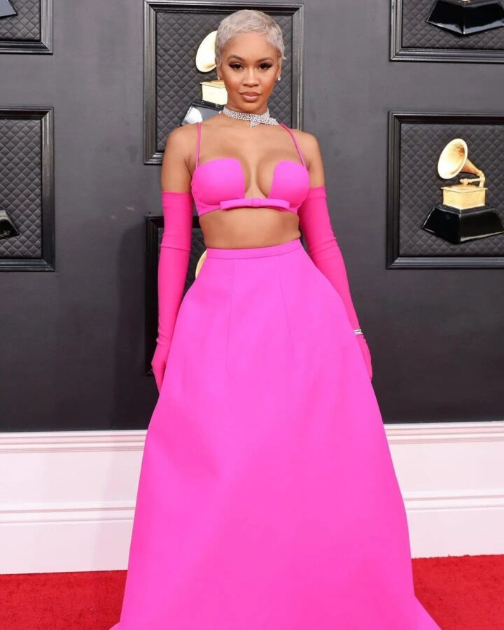This image has an empty alt attribute; its file name is AnyConv.com__@trixzerfashion-shared-a-photo-on-Instagram_-Looks-from-Grammys-Red-Carpet-%E2%80%A2-Apr-4-2022-at-1_32pm-UTC-720x900.jpg