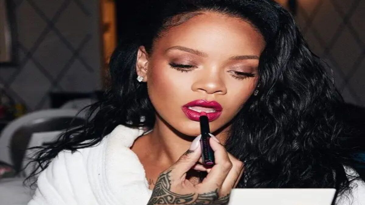 The 6 Lipsticks Every Girl Needs