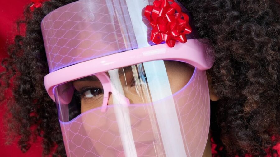 Radiance Unlocked! The Best LED Face Masks That Will Leave You Glowing